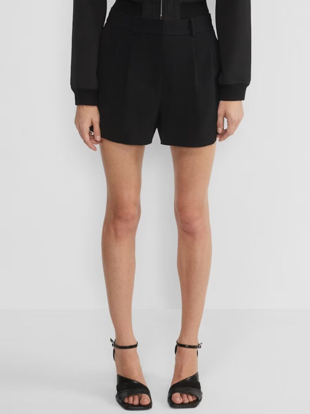 Babaton Pleated Mini Short
